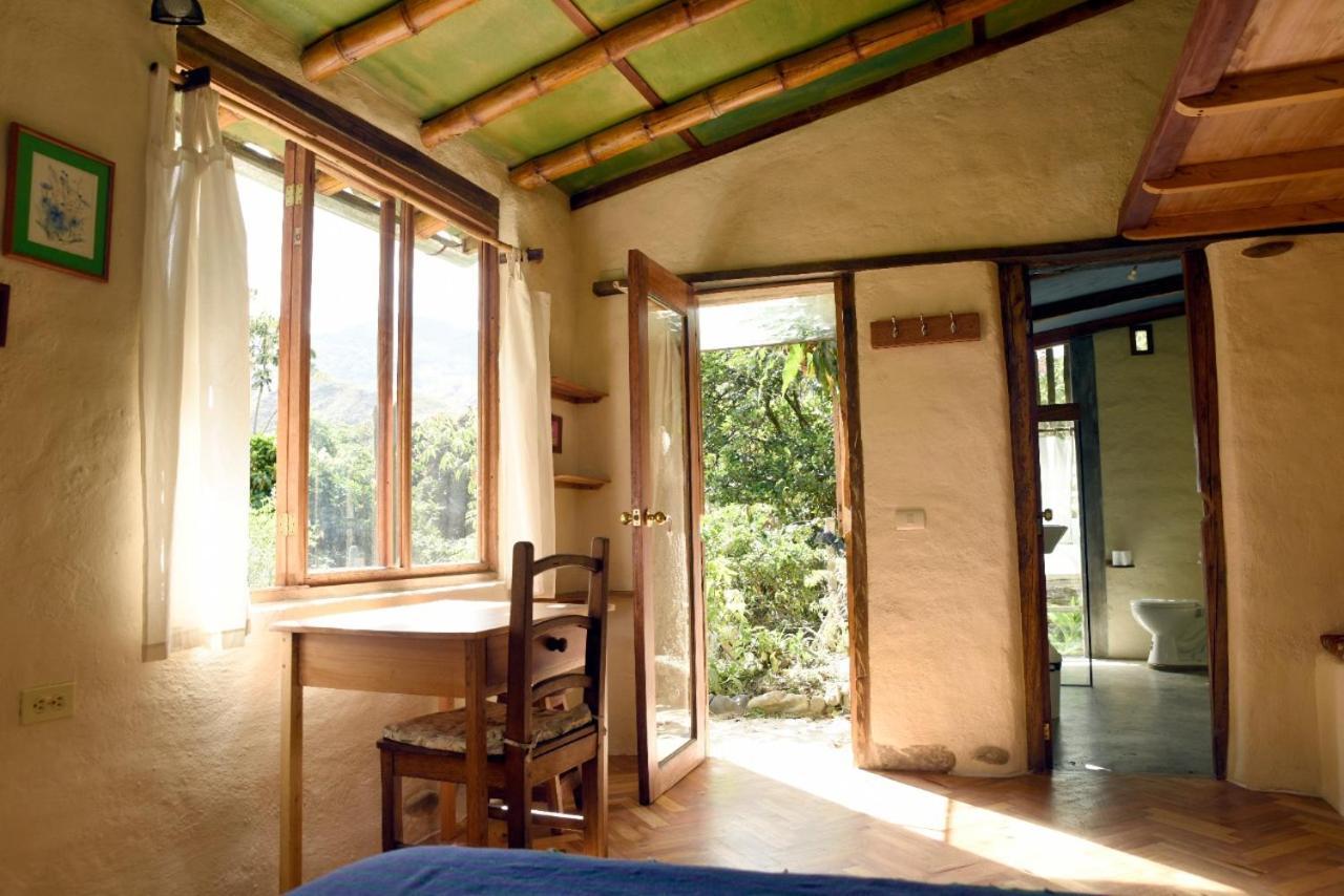 Avalon Hostal Boutique Vilcabamba Exterior photo